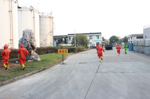 Latest company news about Op 23 Oct 2018, leidde JIANGSU YIDA een boor van het brandrampenplan.